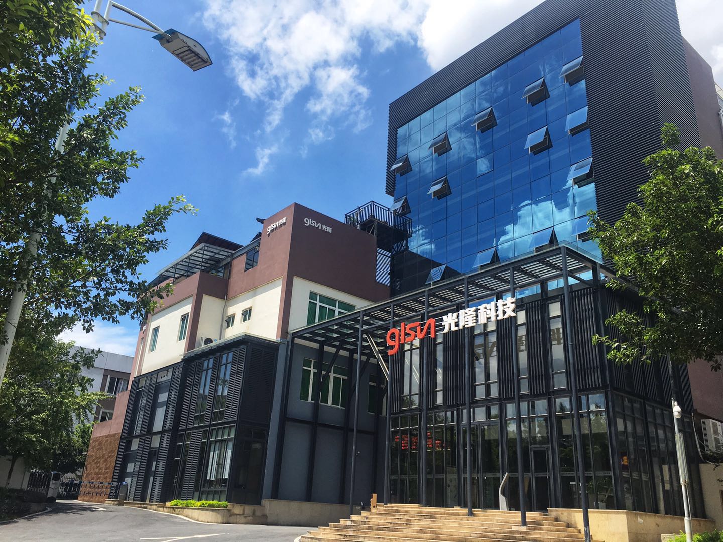 GLSUN —  Over 25 Years Powering Optical Innovation