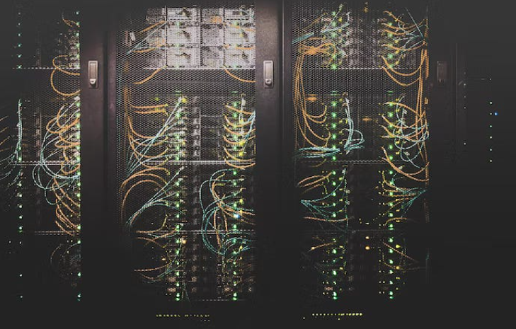 OCS Core Working Mechanism: Photonic Path Scheduling Through Control and Data Plane Decoupling